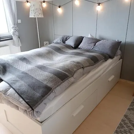 Gemuetlich Schnuckelige Mit -sommer- Pool * Nidderau