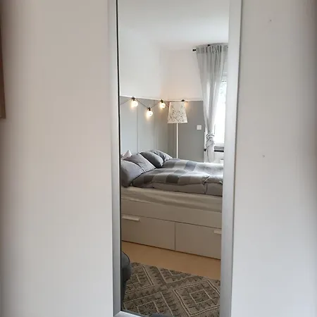 Gemuetlich Schnuckelige Mit -sommer- Pool Nidderau